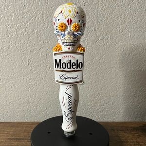 Modelo Especial Dia De Los Muertos Sugar Skull 7.5"  Beer Tap Handle